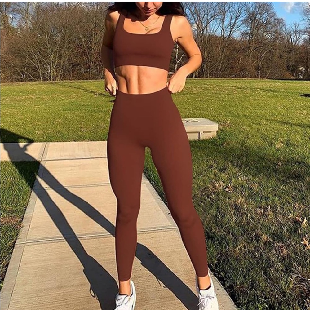 High-Waist Brown Women's Leggings & Crop Top Set small